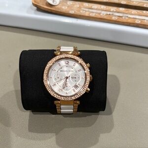 FOUR MICHAEL KORS WATCH FOR SMALL WRIST